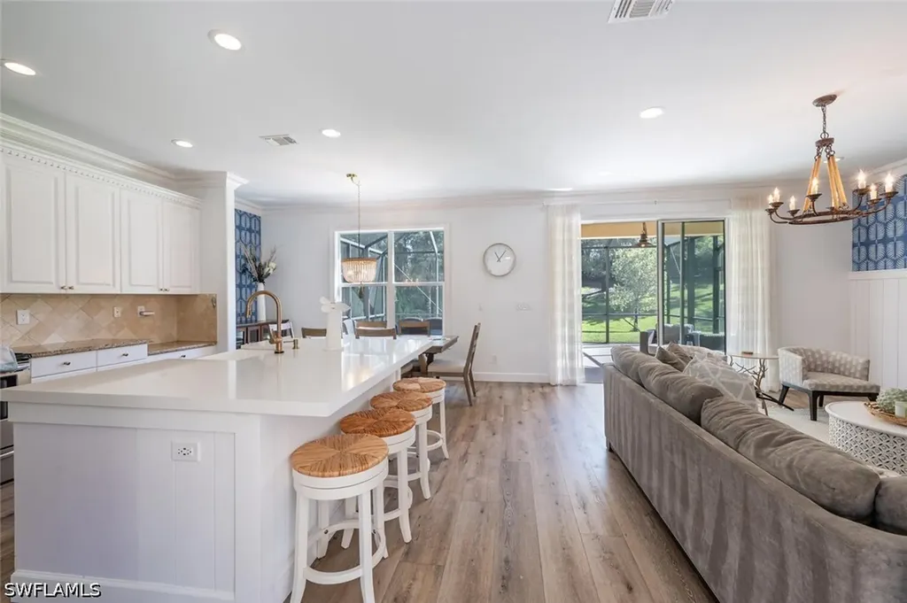 1262 Barrigona Court Naples FL 34119