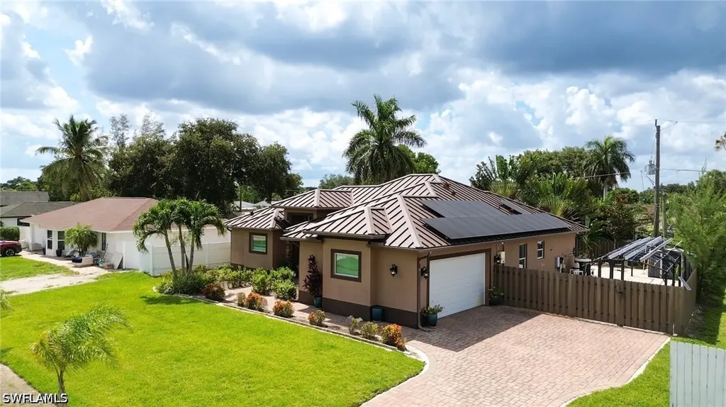 4525 29th Avenue SW Naples FL 34116