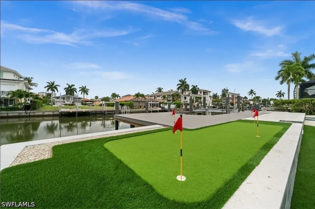 373 Egret Avenue Naples FL 34108
