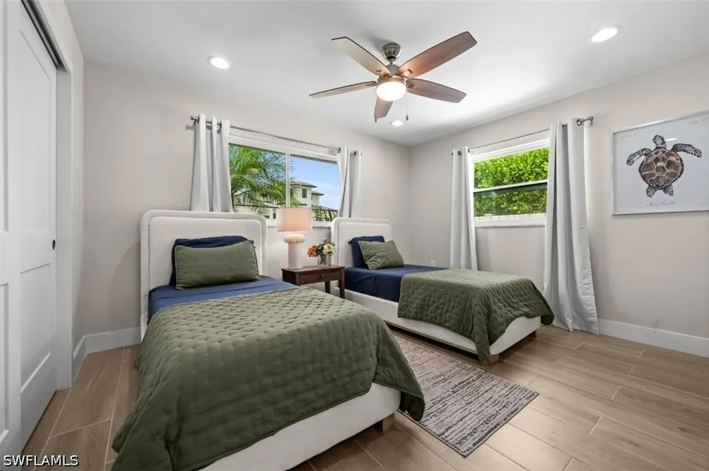 373 Egret Avenue Naples FL 34108