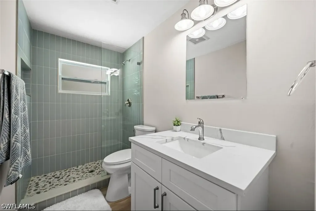 373 Egret Avenue Naples FL 34108