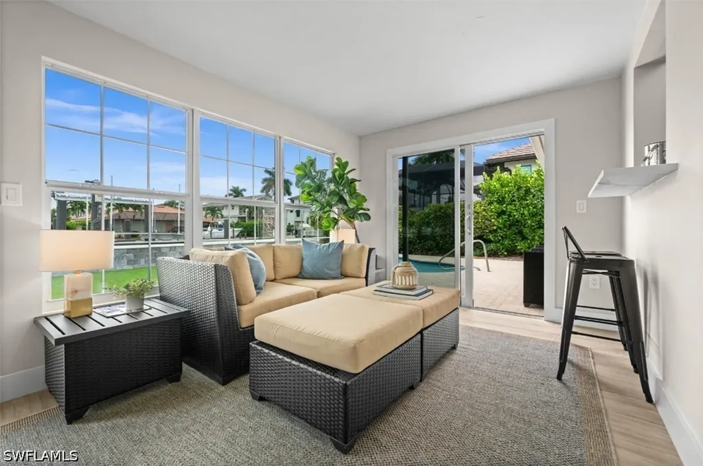 373 Egret Avenue Naples FL 34108