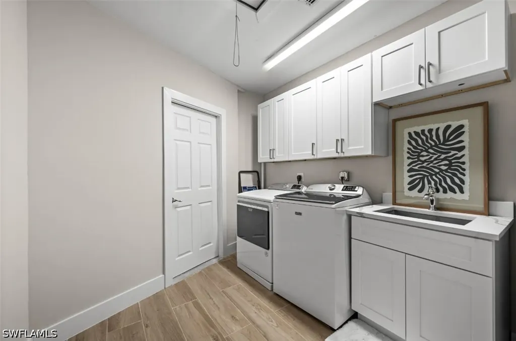 373 Egret Avenue Naples FL 34108