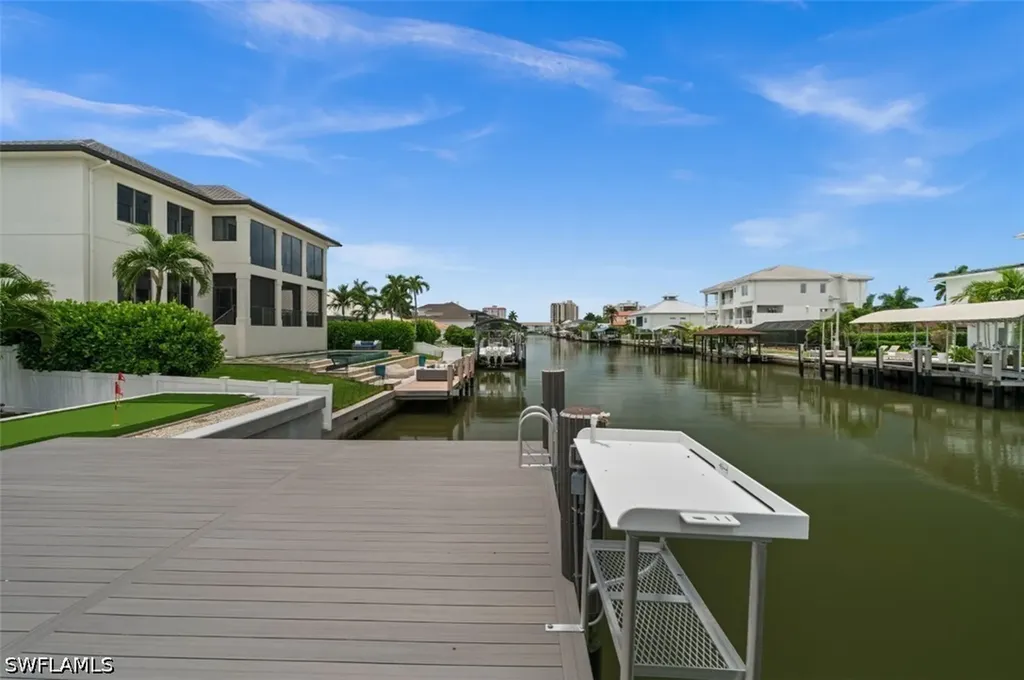 373 Egret Avenue Naples FL 34108