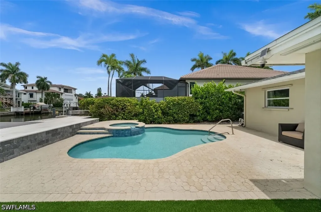 373 Egret Avenue Naples FL 34108