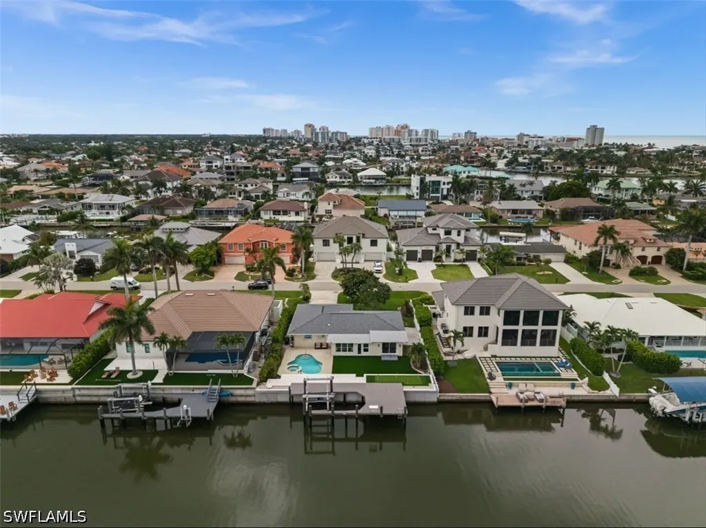 373 Egret Avenue Naples FL 34108