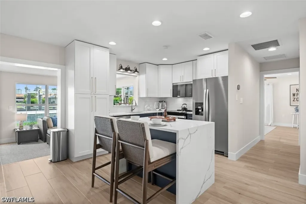 373 Egret Avenue Naples FL 34108