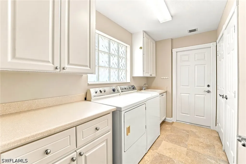 8141 Xenia Lane Naples FL 34114