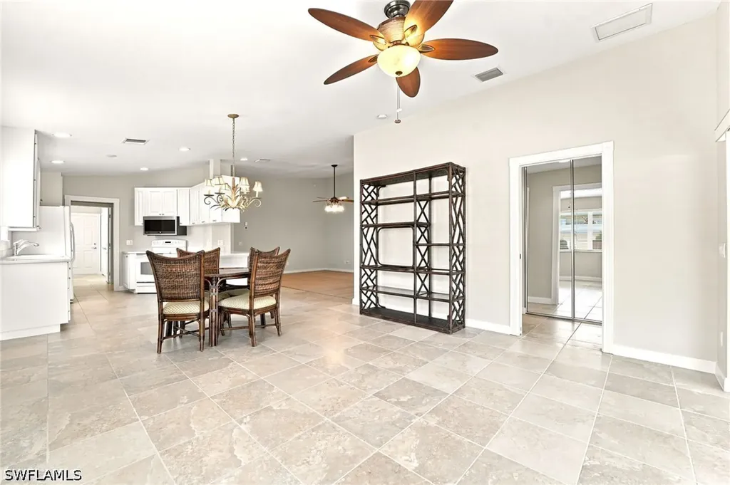 8141 Xenia Lane Naples FL 34114