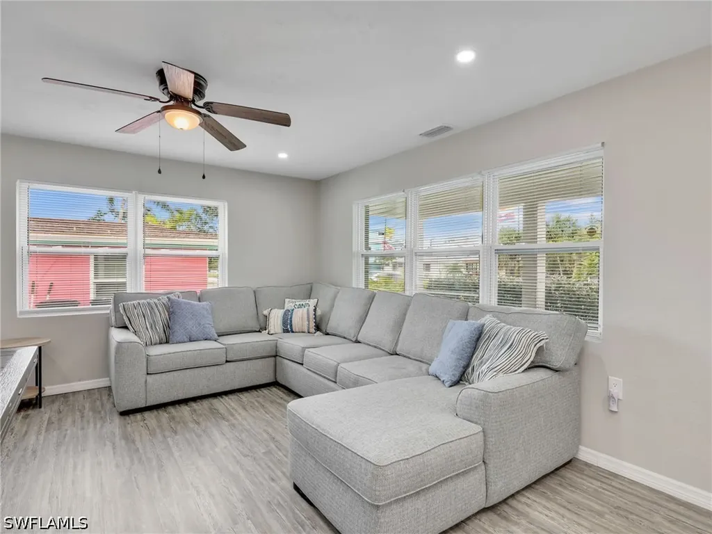 195 Hibiscus Drive Fort Myers Beach FL 33931