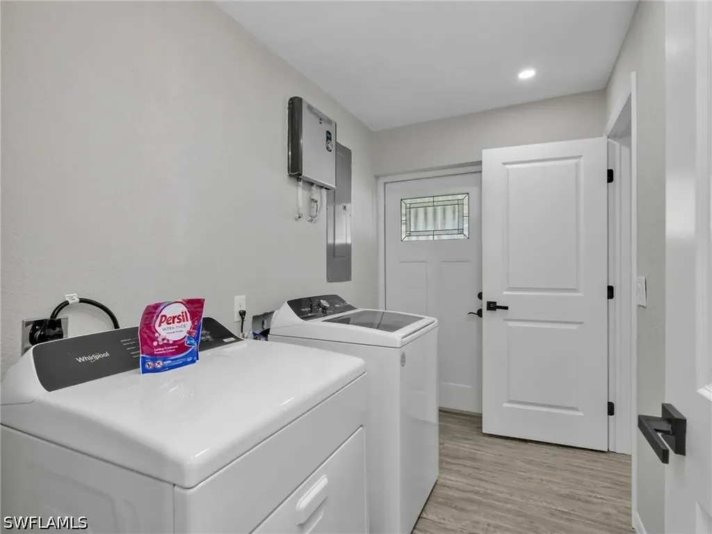 195 Hibiscus Drive Fort Myers Beach FL 33931