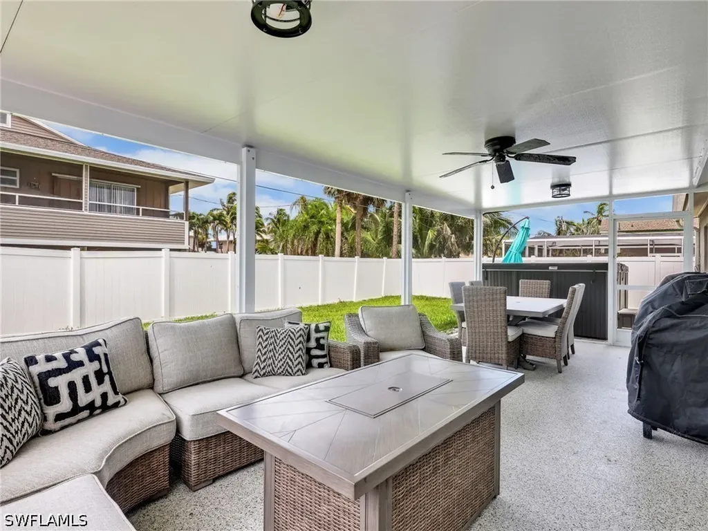 195 Hibiscus Drive Fort Myers Beach FL 33931