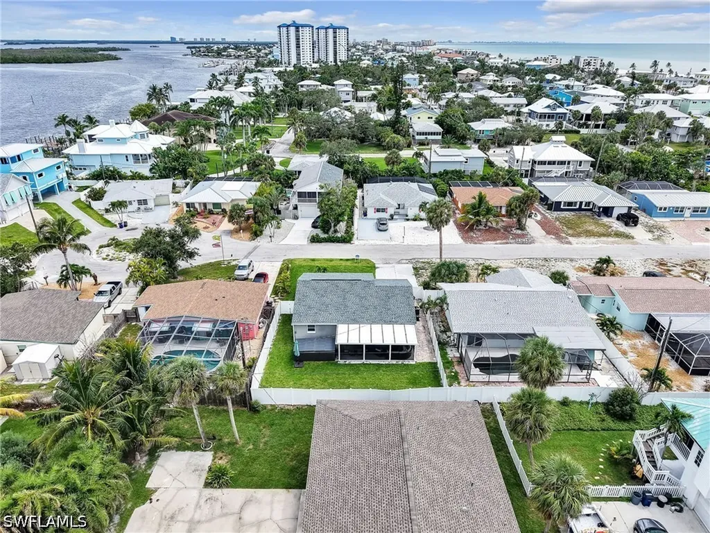 195 Hibiscus Drive Fort Myers Beach FL 33931