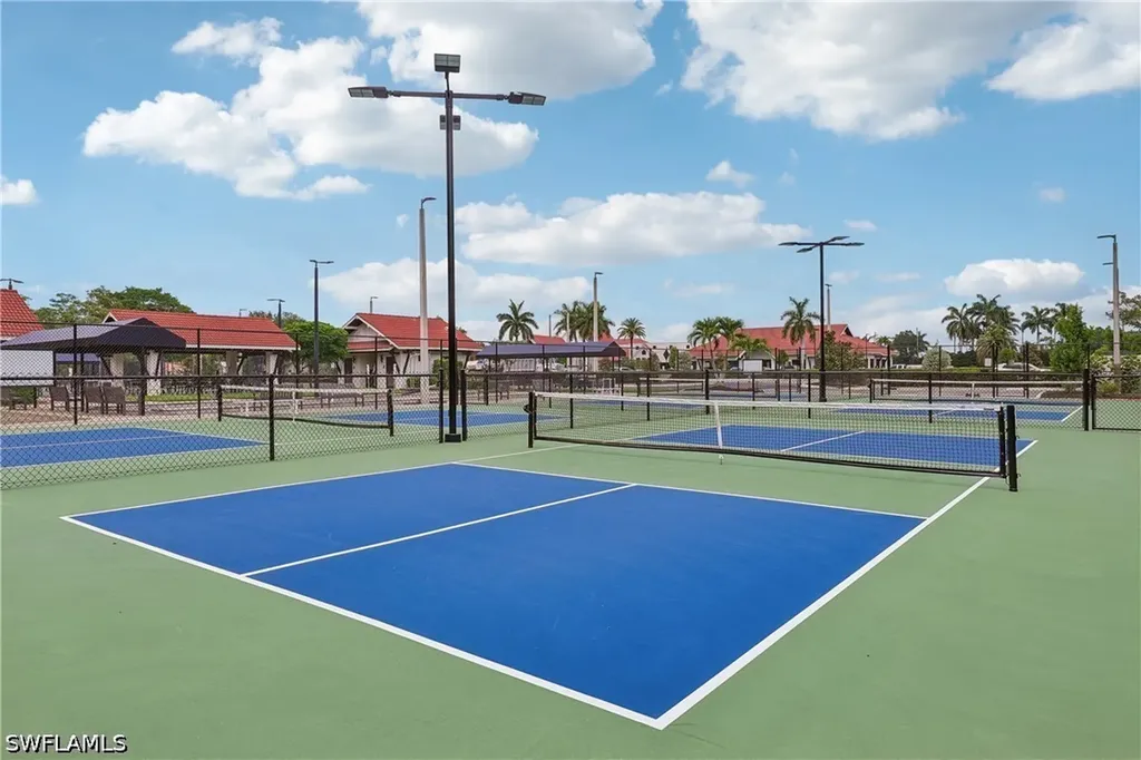 470 Country Hollow Court Naples FL 34104