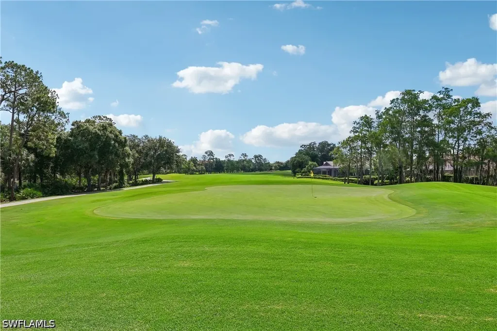 470 Country Hollow Court Naples FL 34104