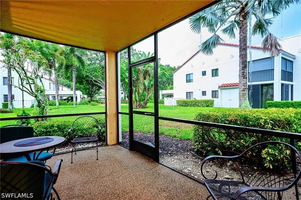565 Beachwalk Circle Naples FL 34108