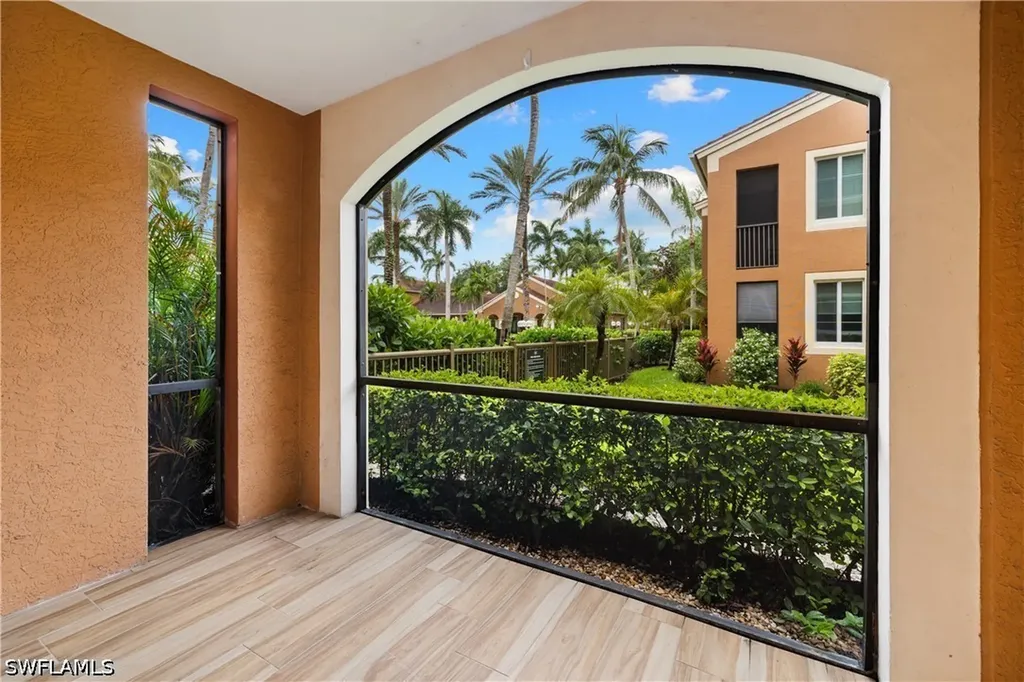 1225 Reserve Way Naples FL 34105