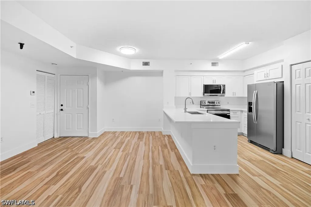 1225 Reserve Way Naples FL 34105