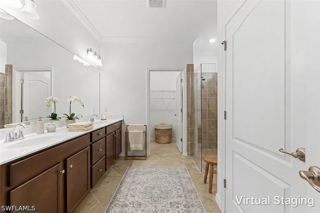 1575 Santiago Circle Naples FL 34113