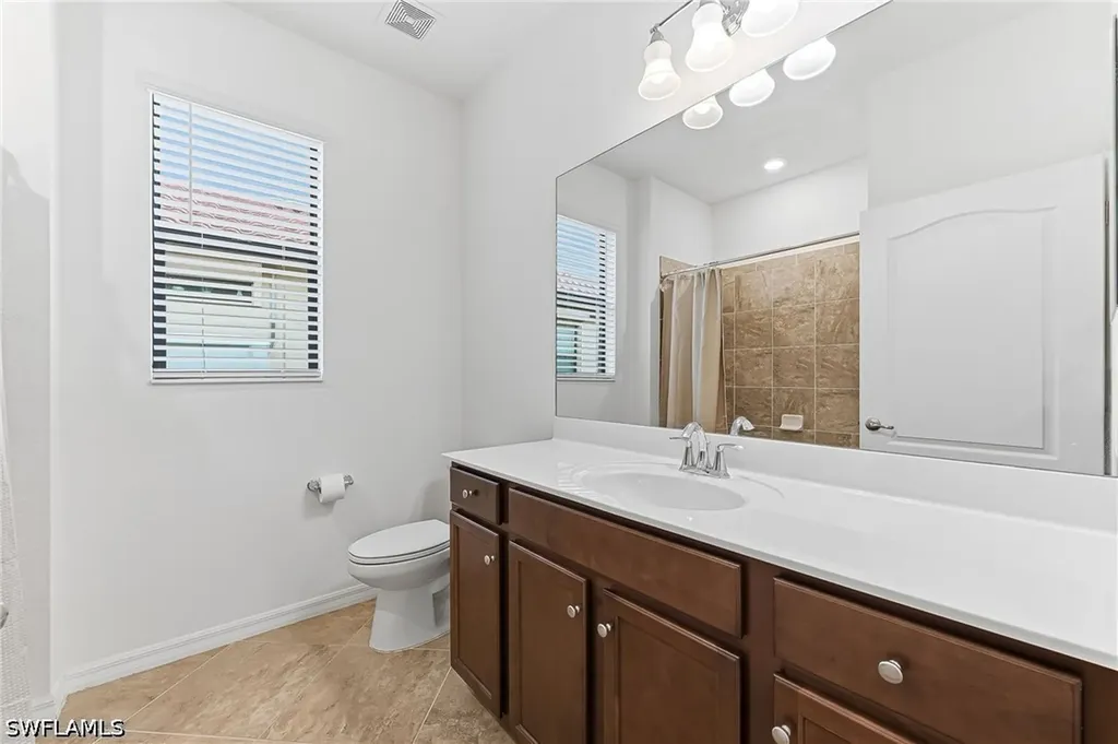 1575 Santiago Circle Naples FL 34113