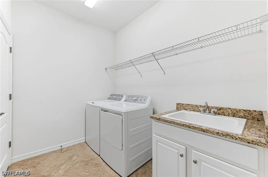 1575 Santiago Circle Naples FL 34113