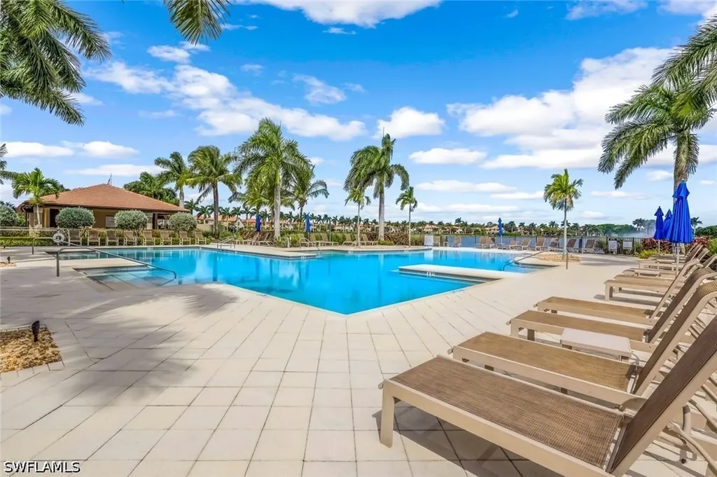 1575 Santiago Circle Naples FL 34113