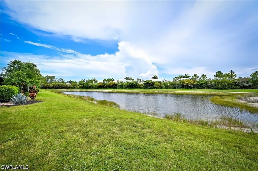 3571 Canopy Circle Naples FL 34120