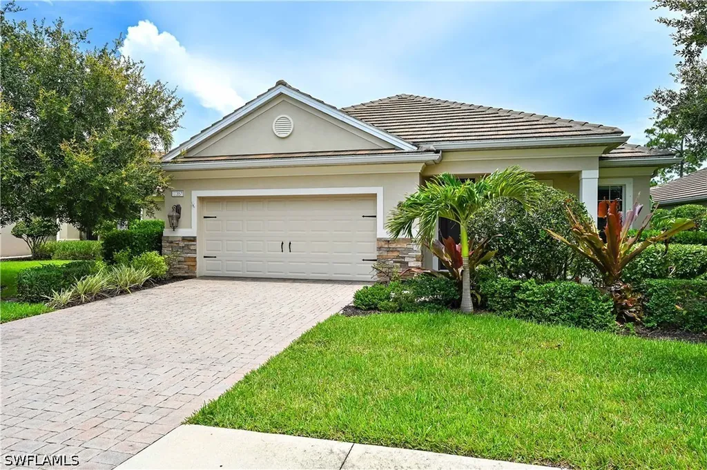 3571 Canopy Circle Naples FL 34120