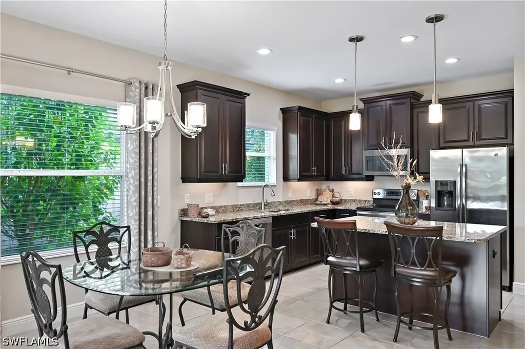 3571 Canopy Circle Naples FL 34120