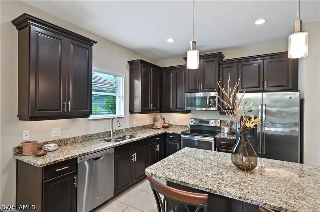 3571 Canopy Circle Naples FL 34120