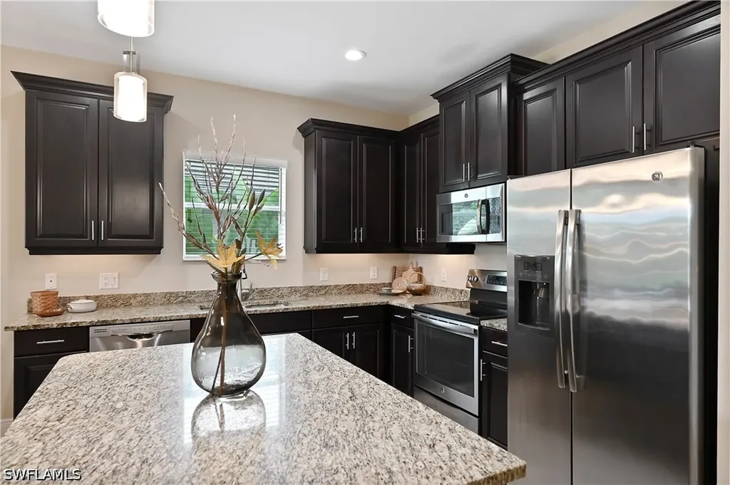3571 Canopy Circle Naples FL 34120