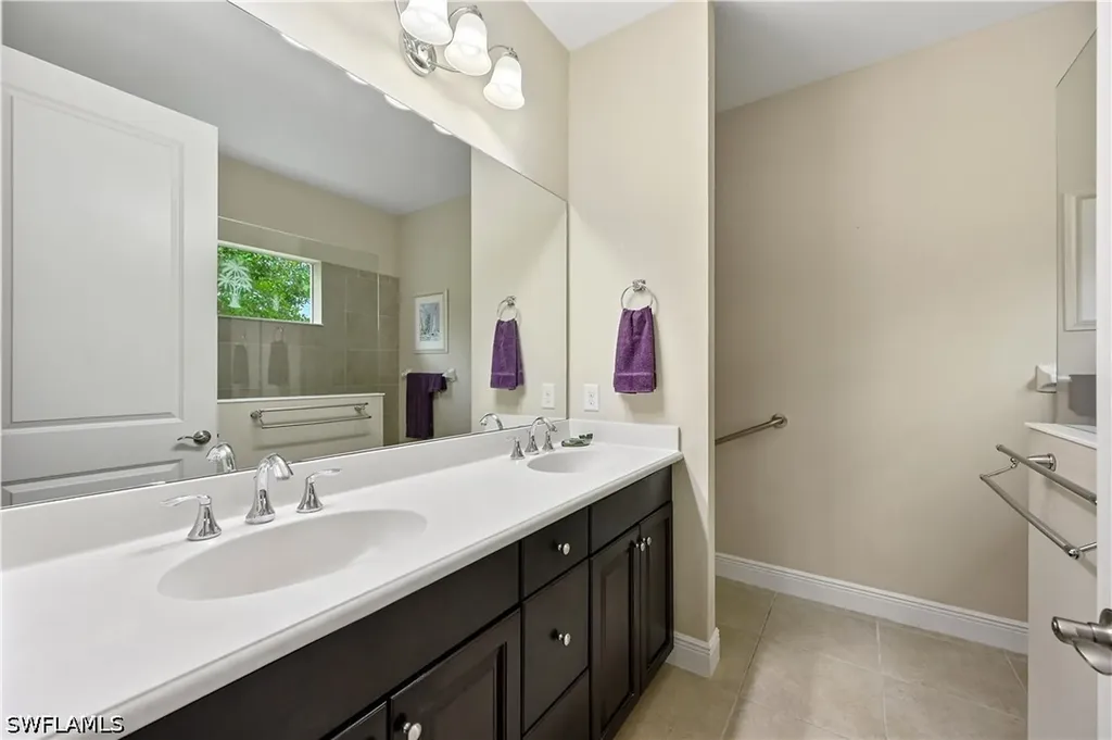 3571 Canopy Circle Naples FL 34120