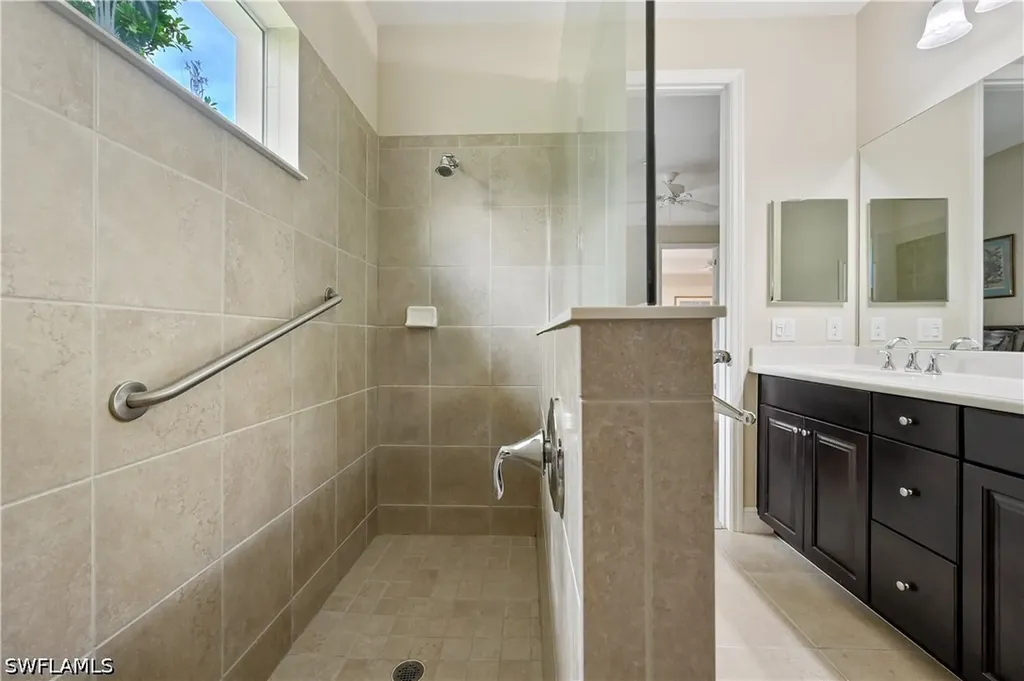 3571 Canopy Circle Naples FL 34120