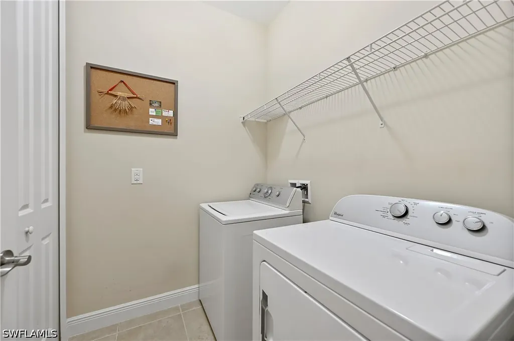 3571 Canopy Circle Naples FL 34120