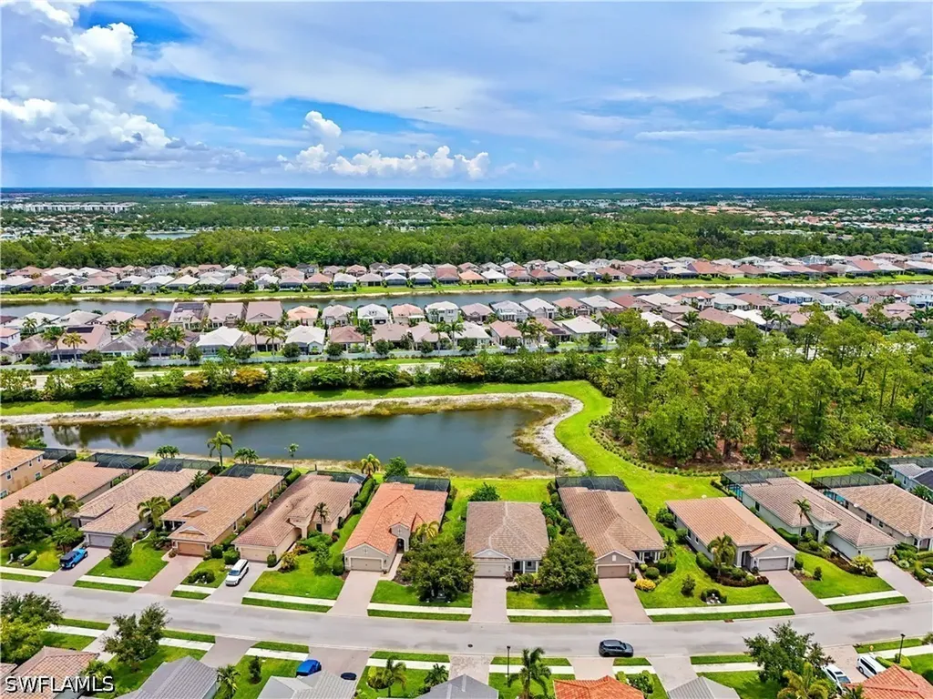 3571 Canopy Circle Naples FL 34120
