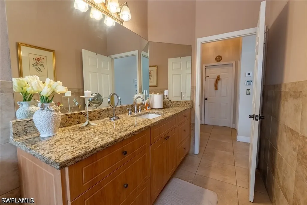 3226 52nd Avenue NE Naples FL 34120