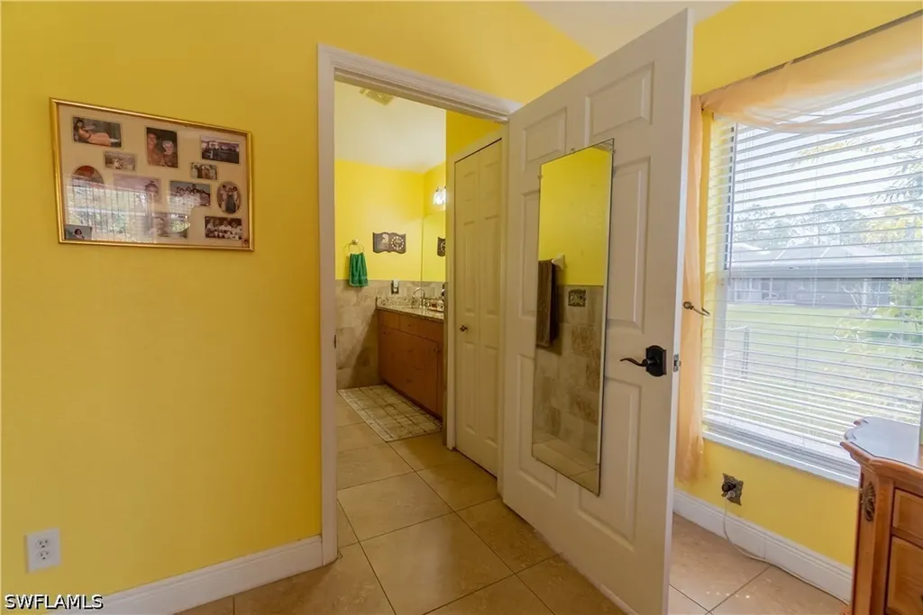 3226 52nd Avenue NE Naples FL 34120