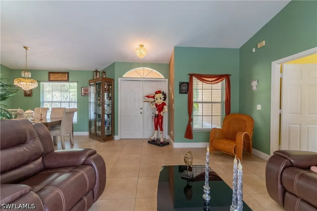 3226 52nd Avenue NE Naples FL 34120