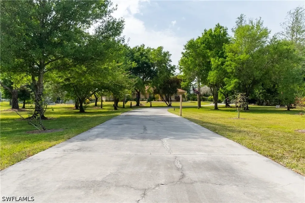 3226 52nd Avenue NE Naples FL 34120
