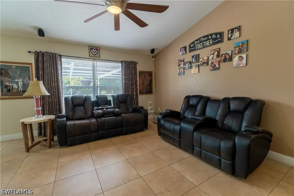 3226 52nd Avenue NE Naples FL 34120