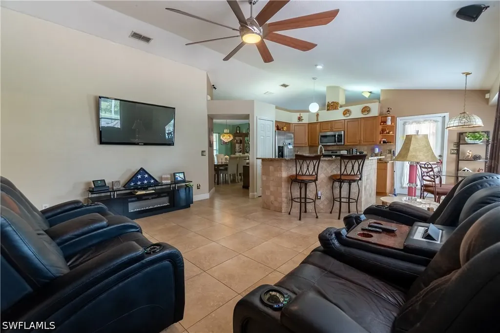 3226 52nd Avenue NE Naples FL 34120
