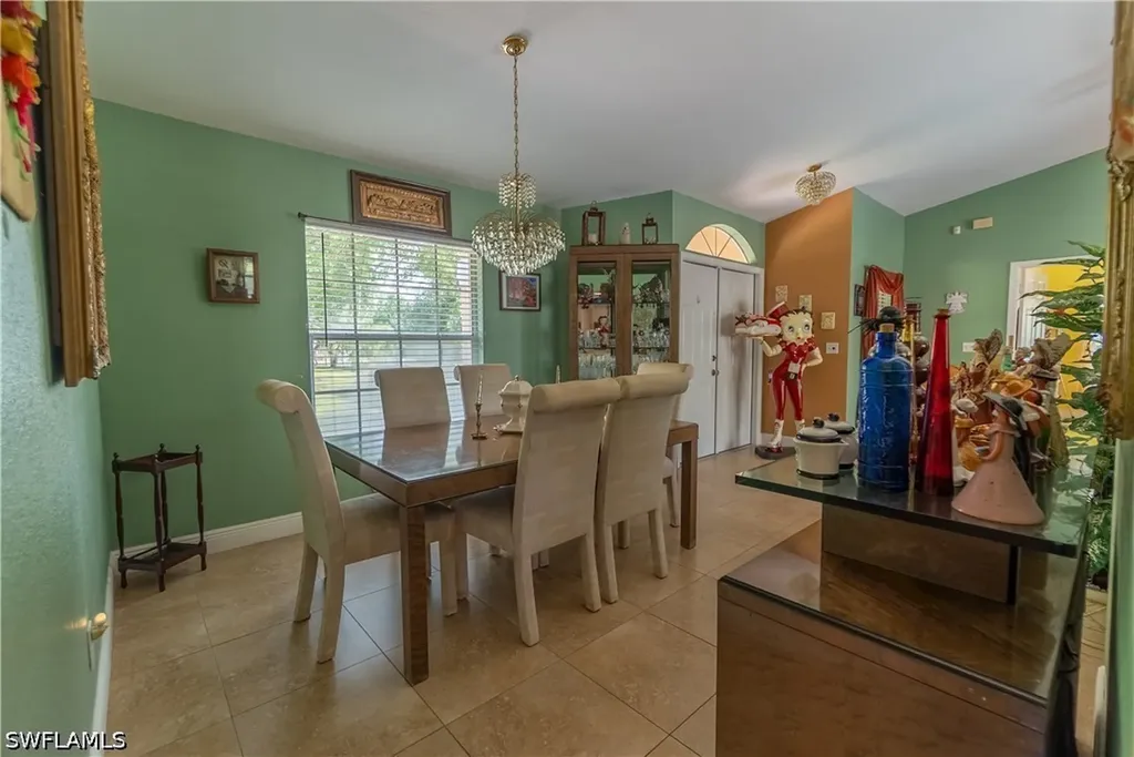 3226 52nd Avenue NE Naples FL 34120