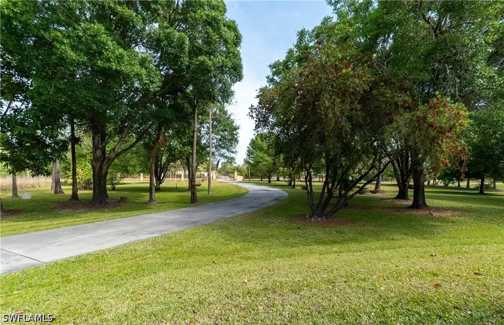 3226 52nd Avenue NE Naples FL 34120