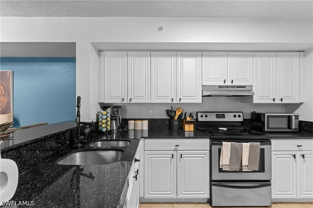 8225 Ibis Club Drive Naples FL 34104