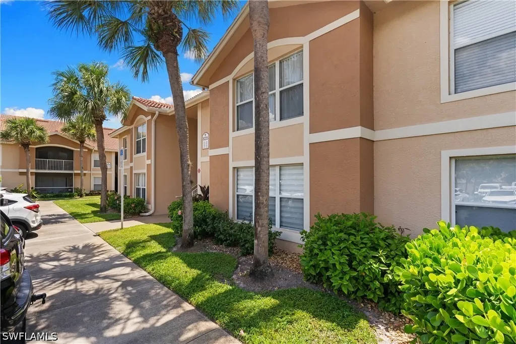 8225 Ibis Club Drive Naples FL 34104