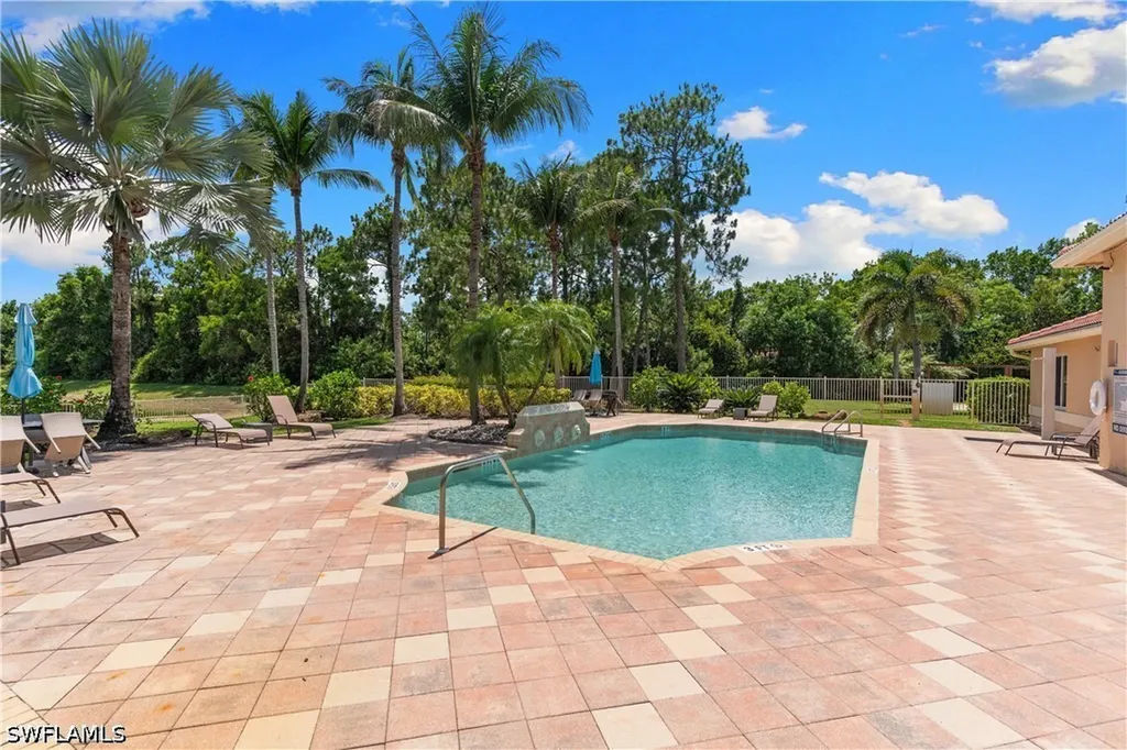 8225 Ibis Club Drive Naples FL 34104