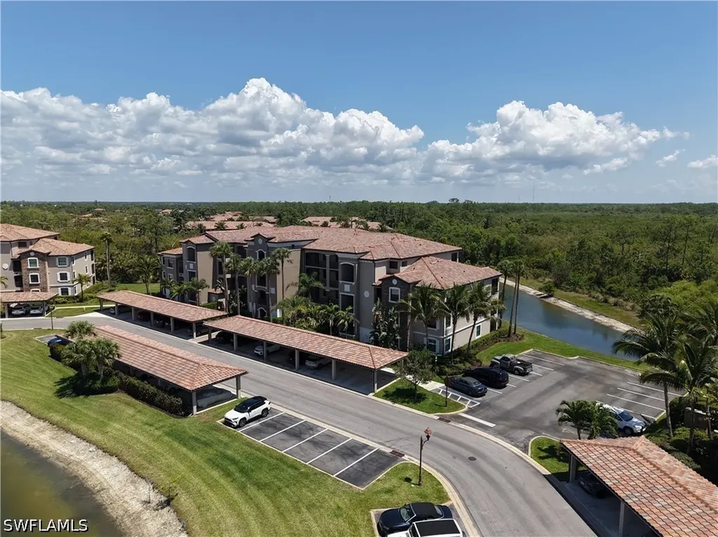 Naples FL, 9830 Giaveno Circle, Unit 1637