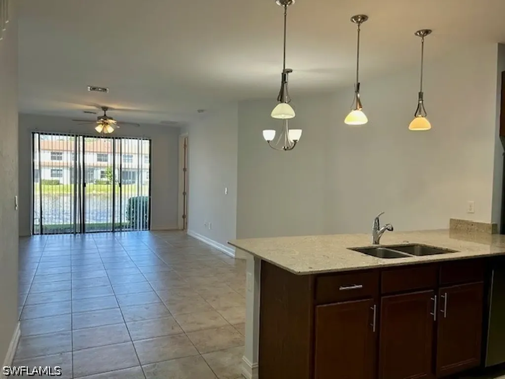 7784 Bristol Circle Naples FL 34120