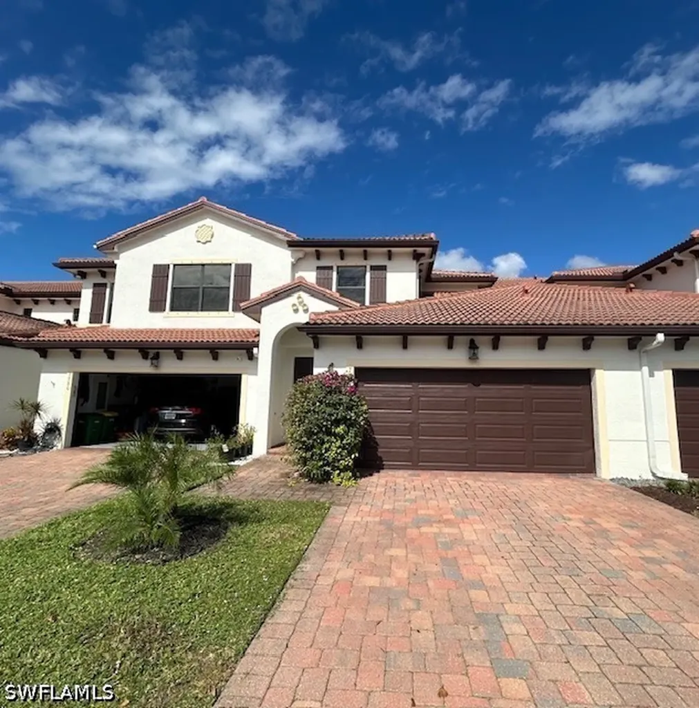 7784 Bristol Circle Naples FL 34120