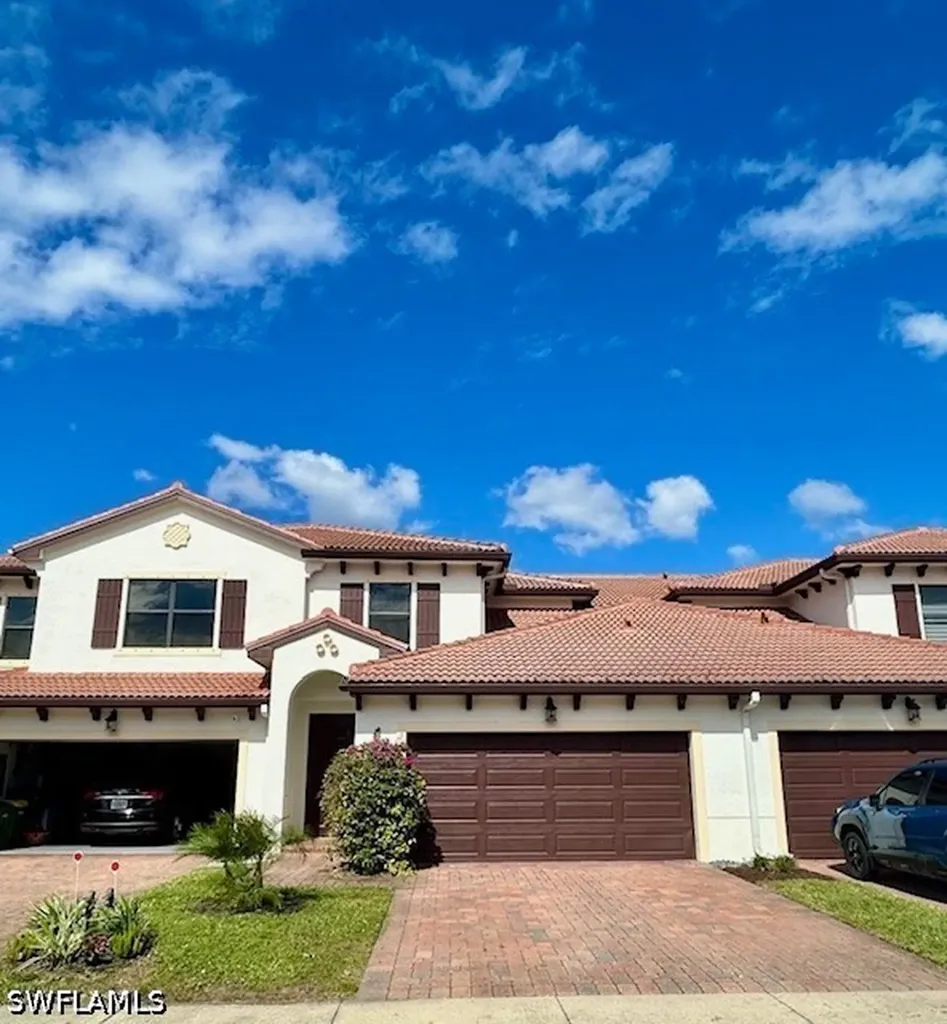 7784 Bristol Circle Naples FL 34120